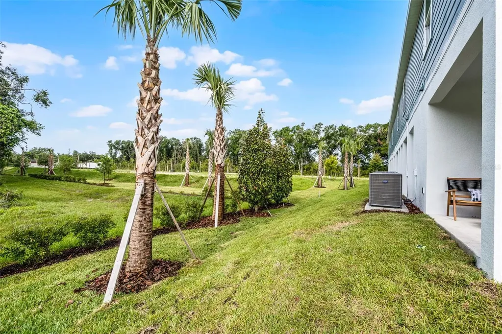 733 Maple Oak Drive Deland FL 32720