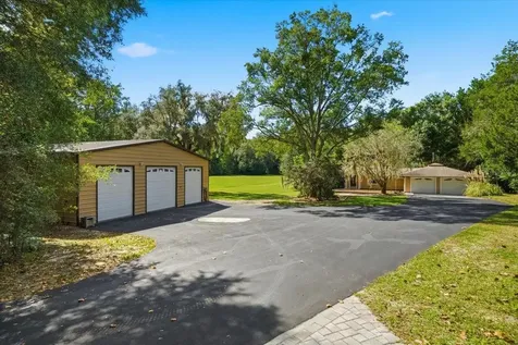 22063 Lake Lindsey Road Brooksville FL 34601
