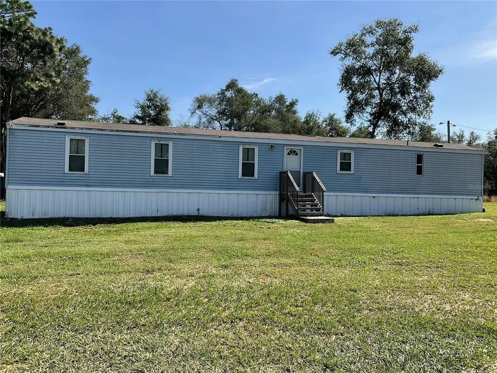 18057 SE 20th Place Silver Springs FL 34488