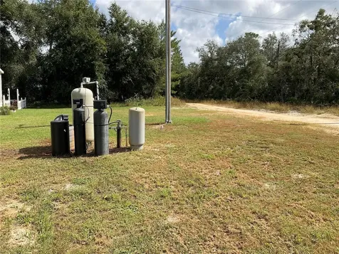 18057 SE 20th Place Silver Springs FL 34488