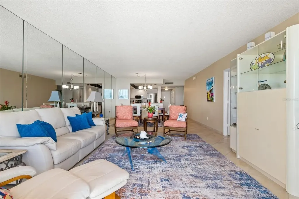 1212 Benjamin Franklin Drive Sarasota FL 34236