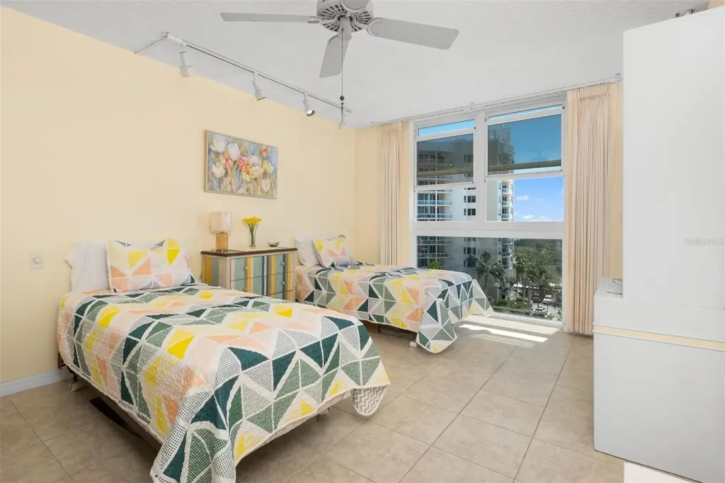 1212 Benjamin Franklin Drive Sarasota FL 34236