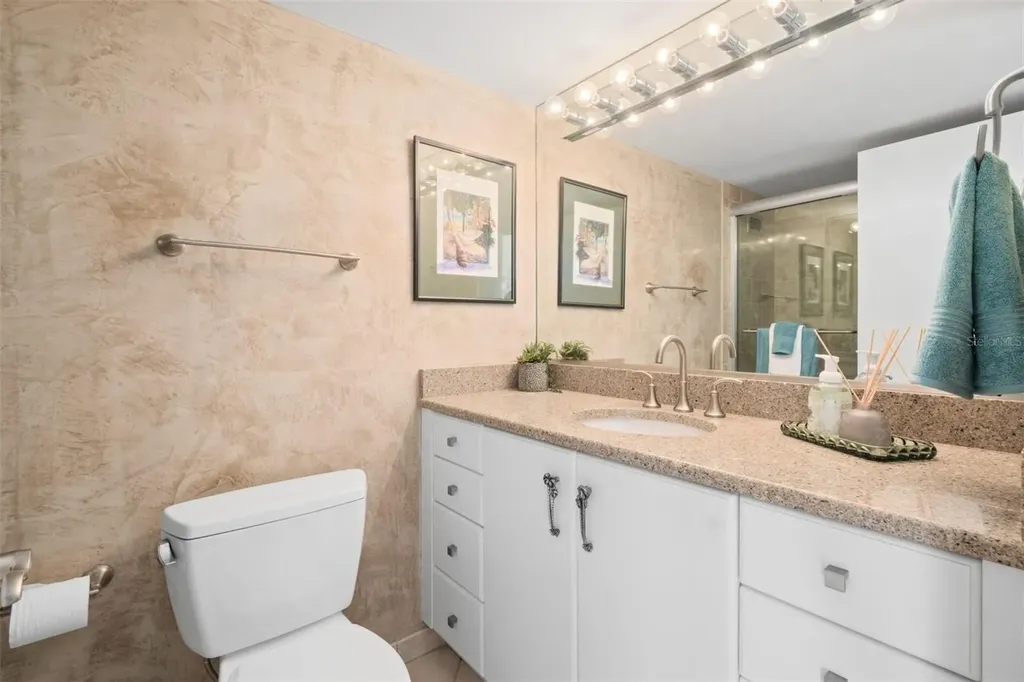 1212 Benjamin Franklin Drive Sarasota FL 34236