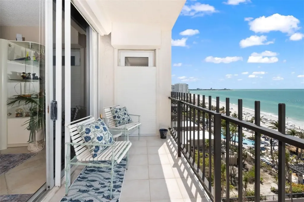 1212 Benjamin Franklin Drive Sarasota FL 34236