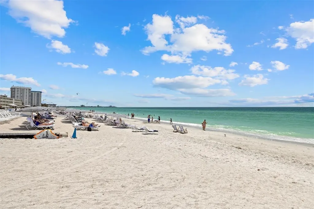 1212 Benjamin Franklin Drive Sarasota FL 34236