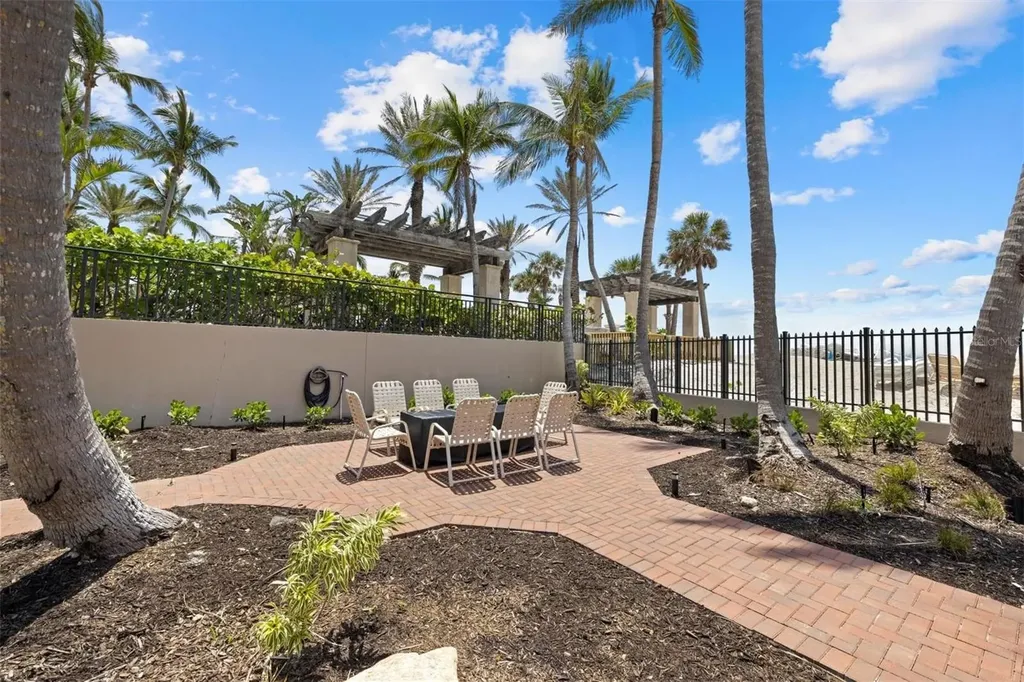 1212 Benjamin Franklin Drive Sarasota FL 34236
