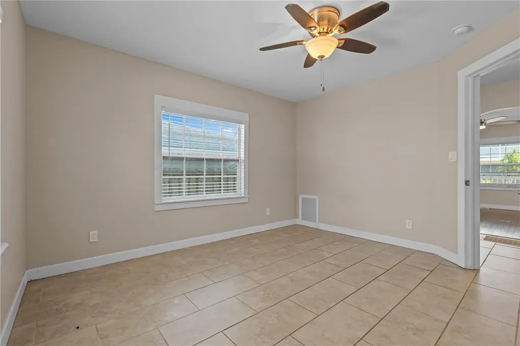 222 25th Street N St Petersburg FL 33713
