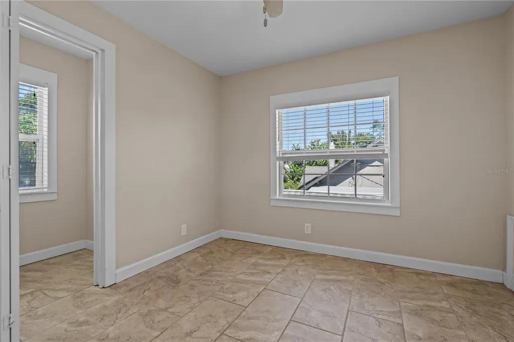 222 25th Street N St Petersburg FL 33713