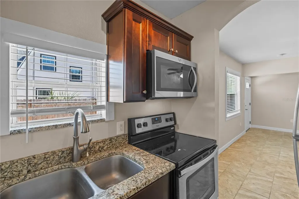222 25th Street N St Petersburg FL 33713