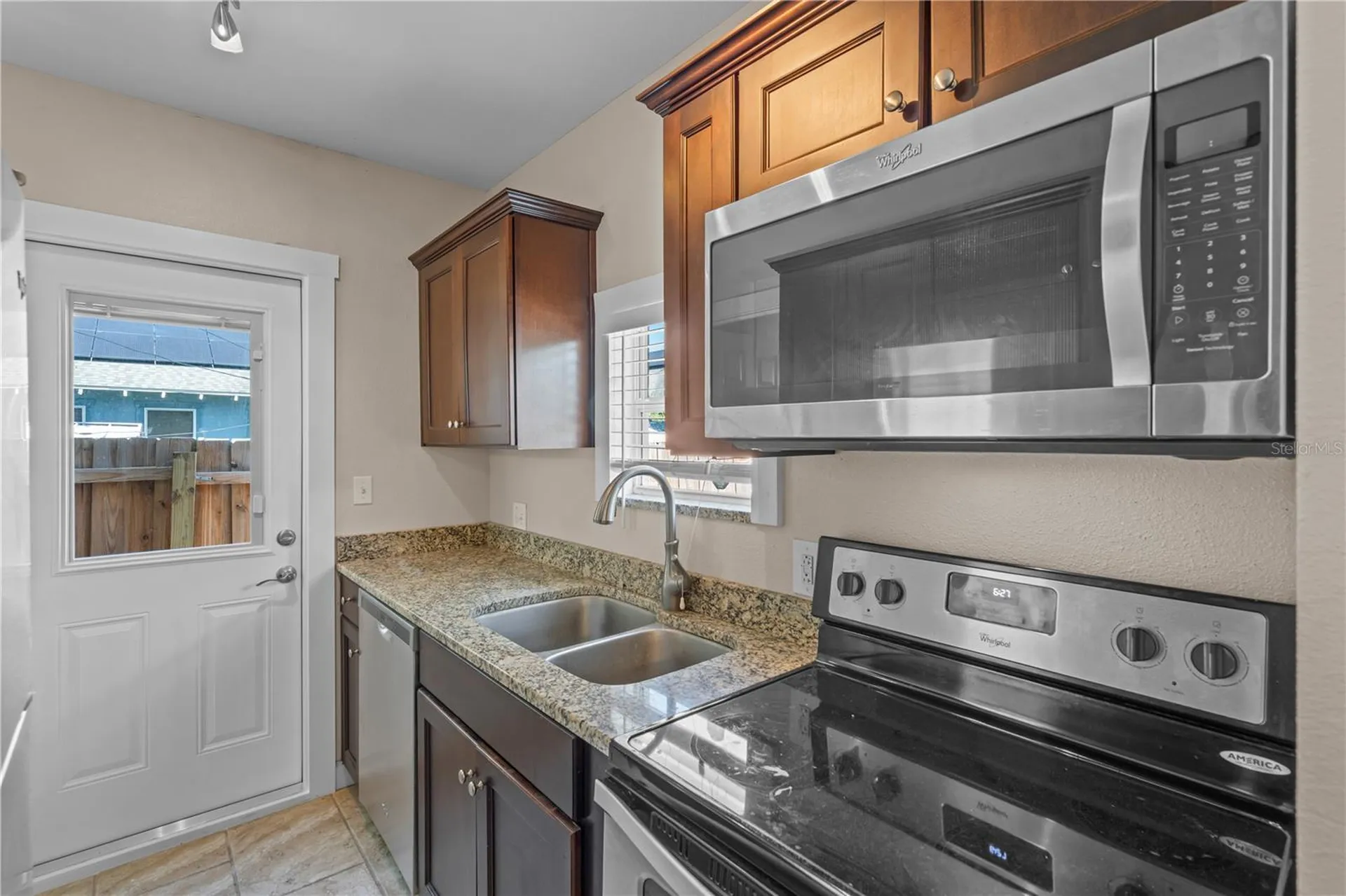 222 25th Street N St Petersburg FL 33713