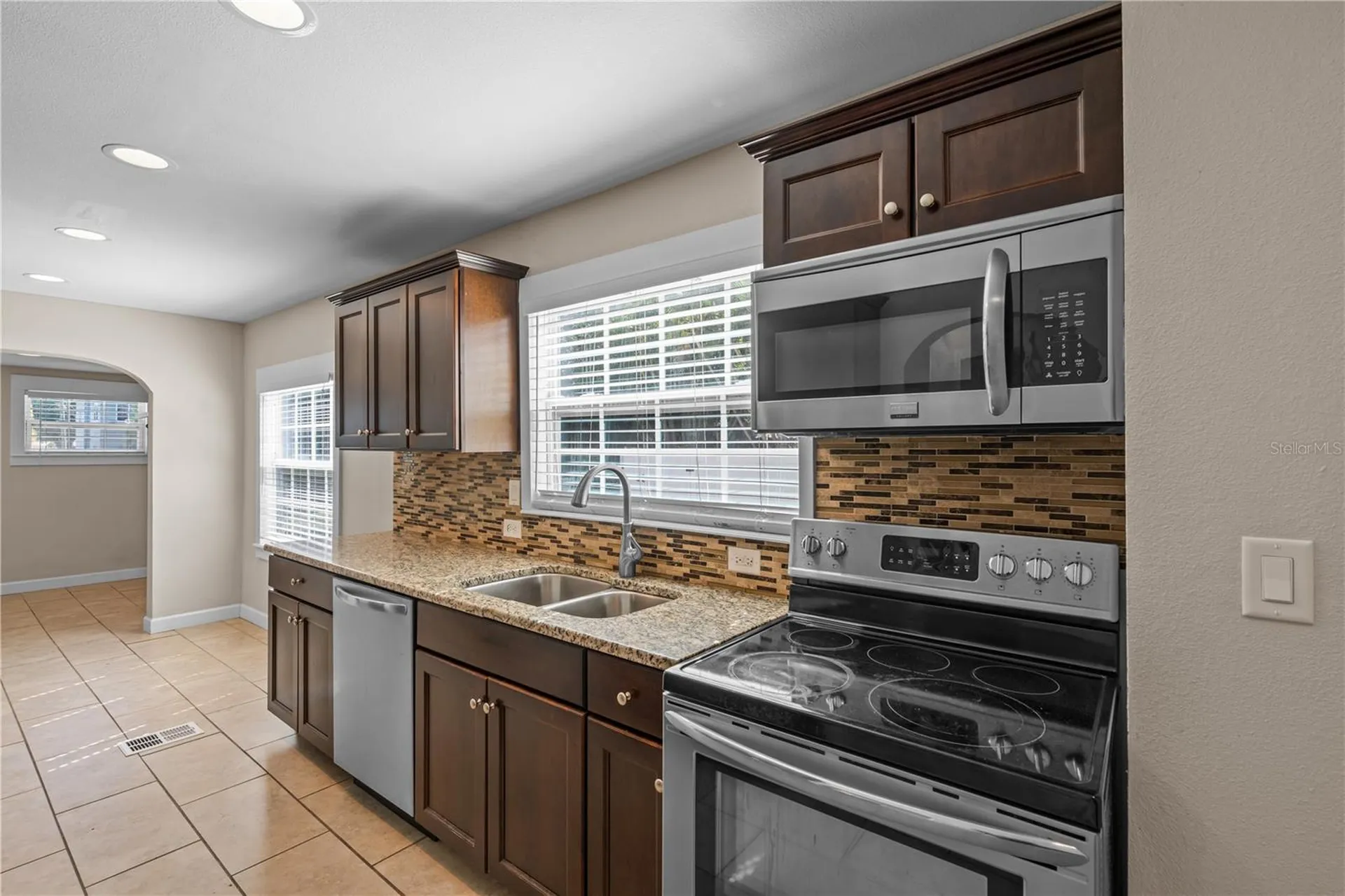 222 25th Street N St Petersburg FL 33713