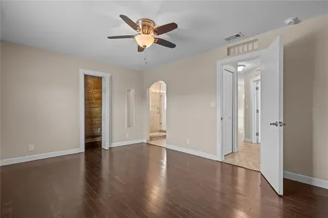 222 25th Street N St Petersburg FL 33713