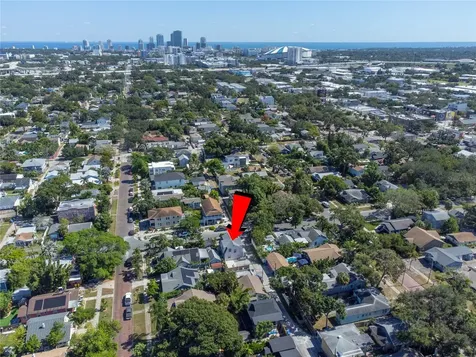222 25th Street N St Petersburg FL 33713