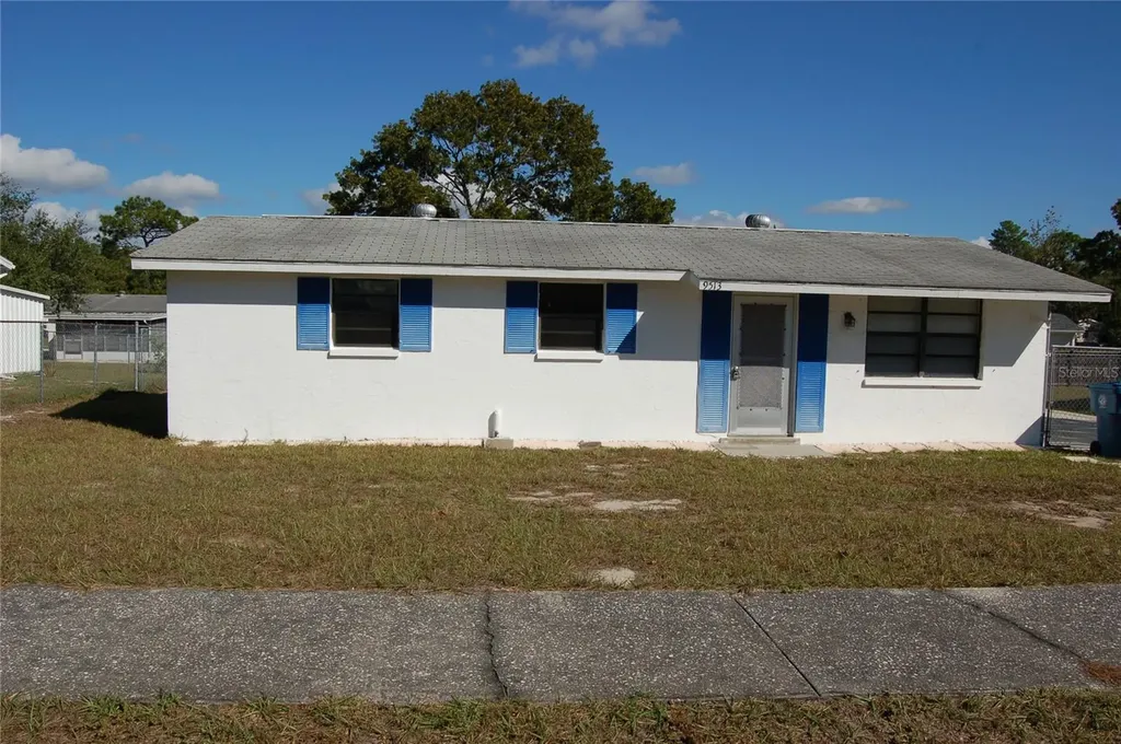 9513 Lakeview Court Spring Hill FL 34608