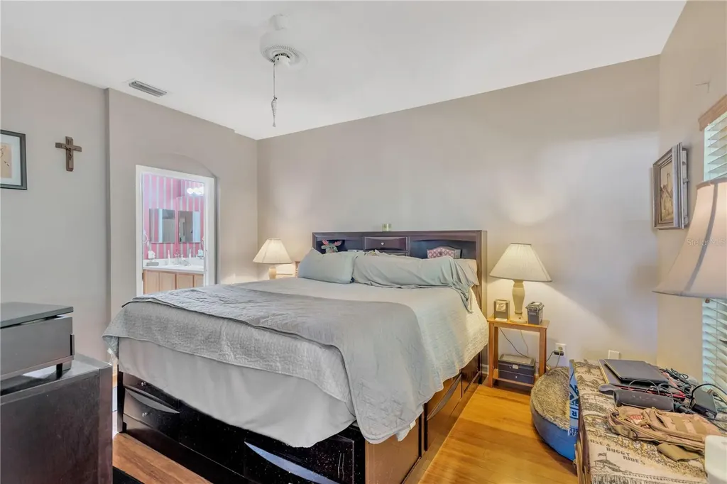 8805 Casablanca Way Tampa FL 33626