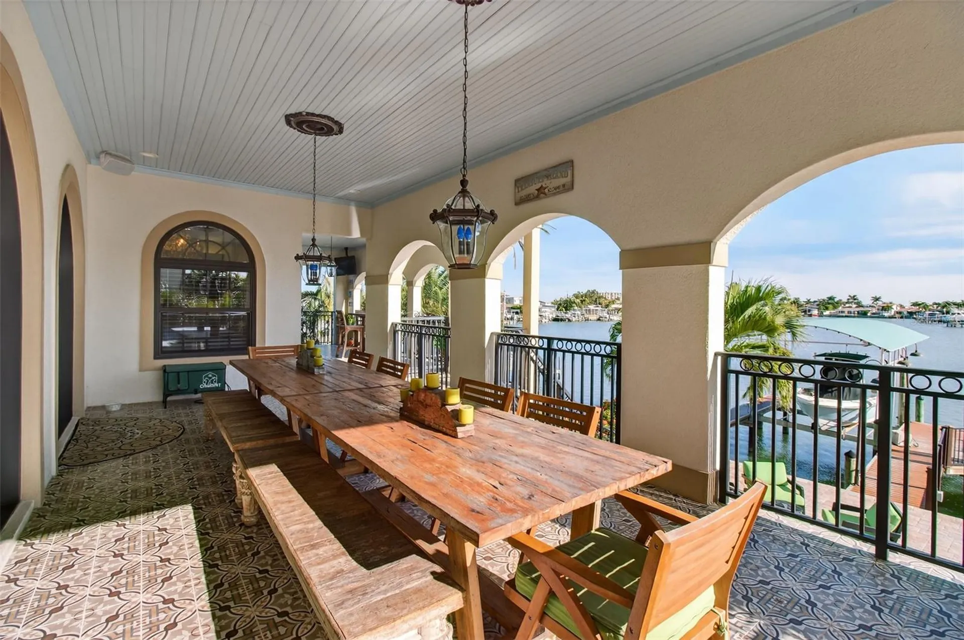 7974 9th Avenue S St Petersburg FL 33707