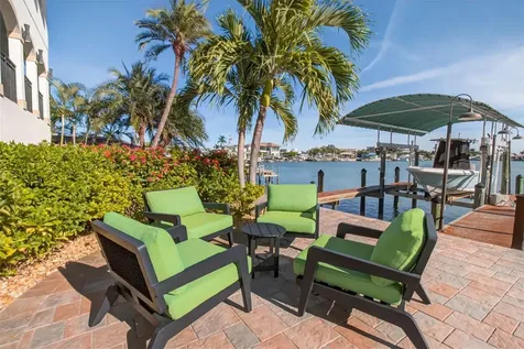 7974 9th Avenue S St Petersburg FL 33707