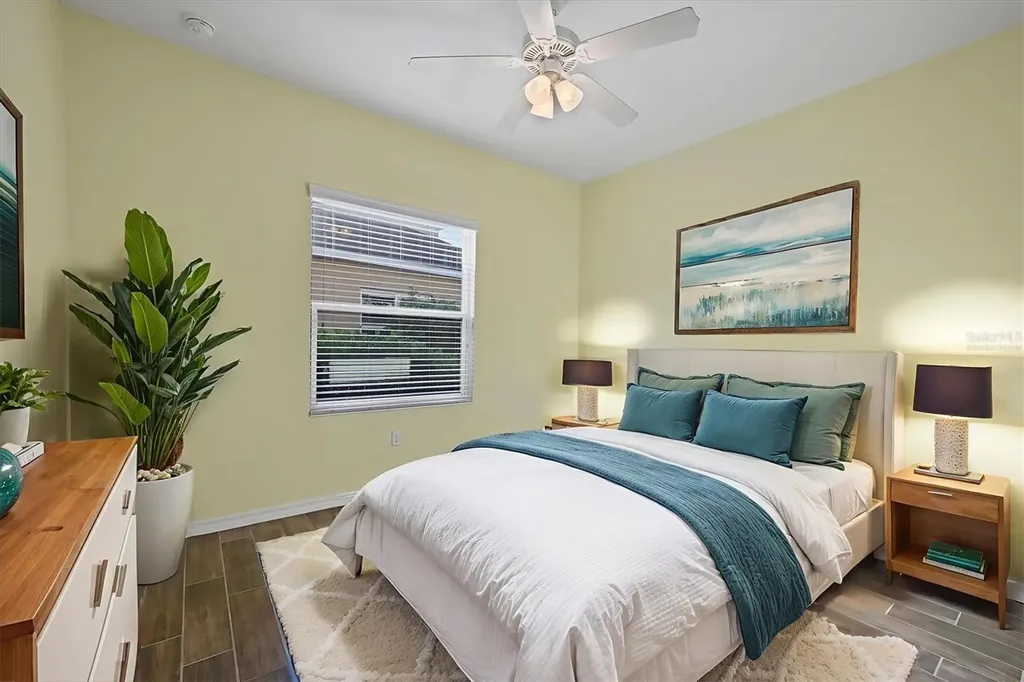 7040 White Willow Court Sarasota FL 34243