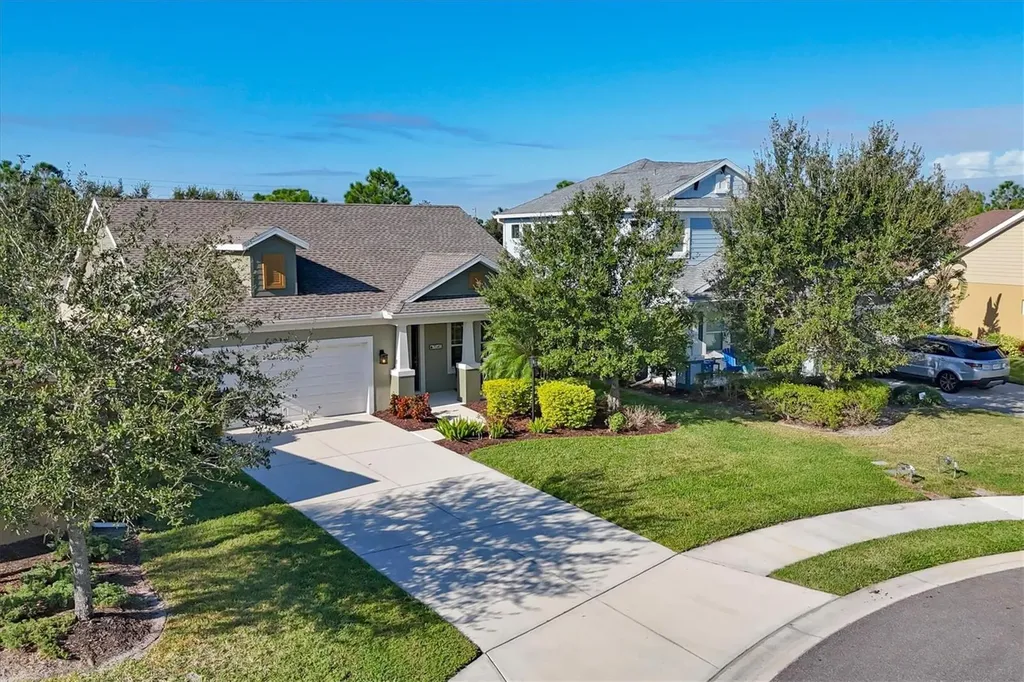 7040 White Willow Court Sarasota FL 34243