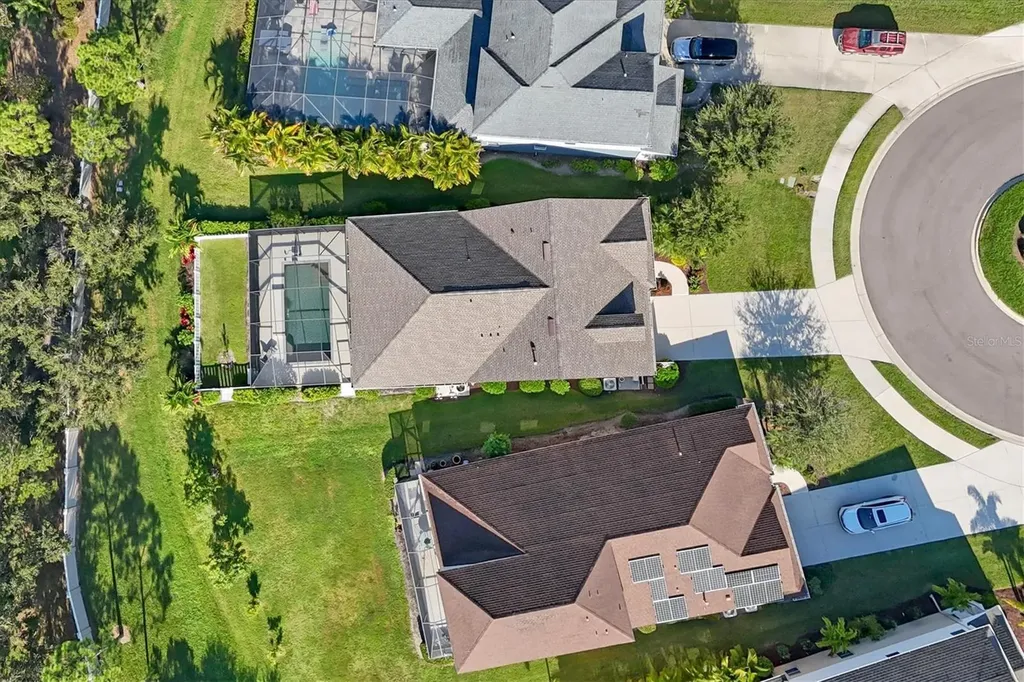 7040 White Willow Court Sarasota FL 34243