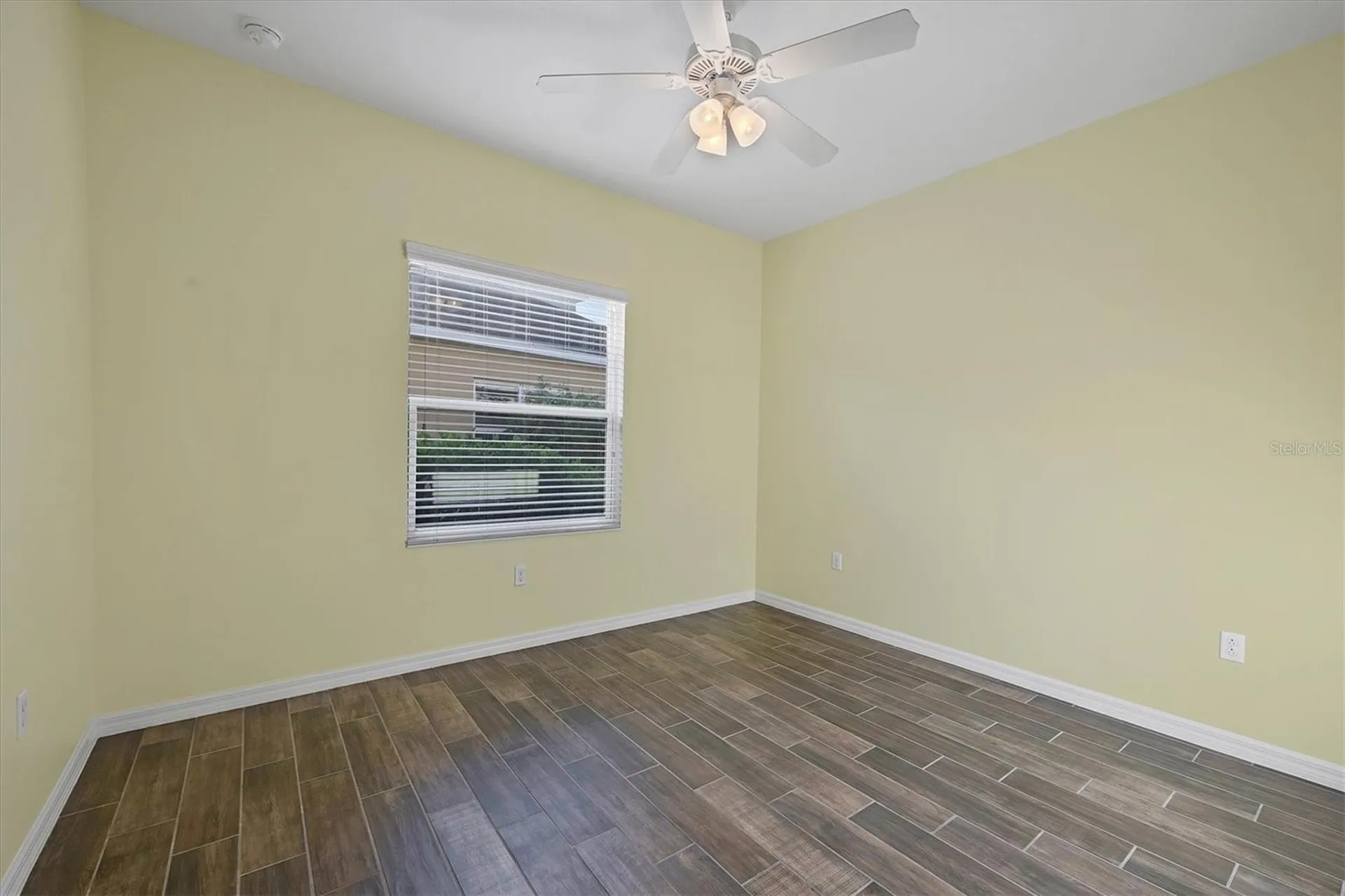 7040 White Willow Court Sarasota FL 34243