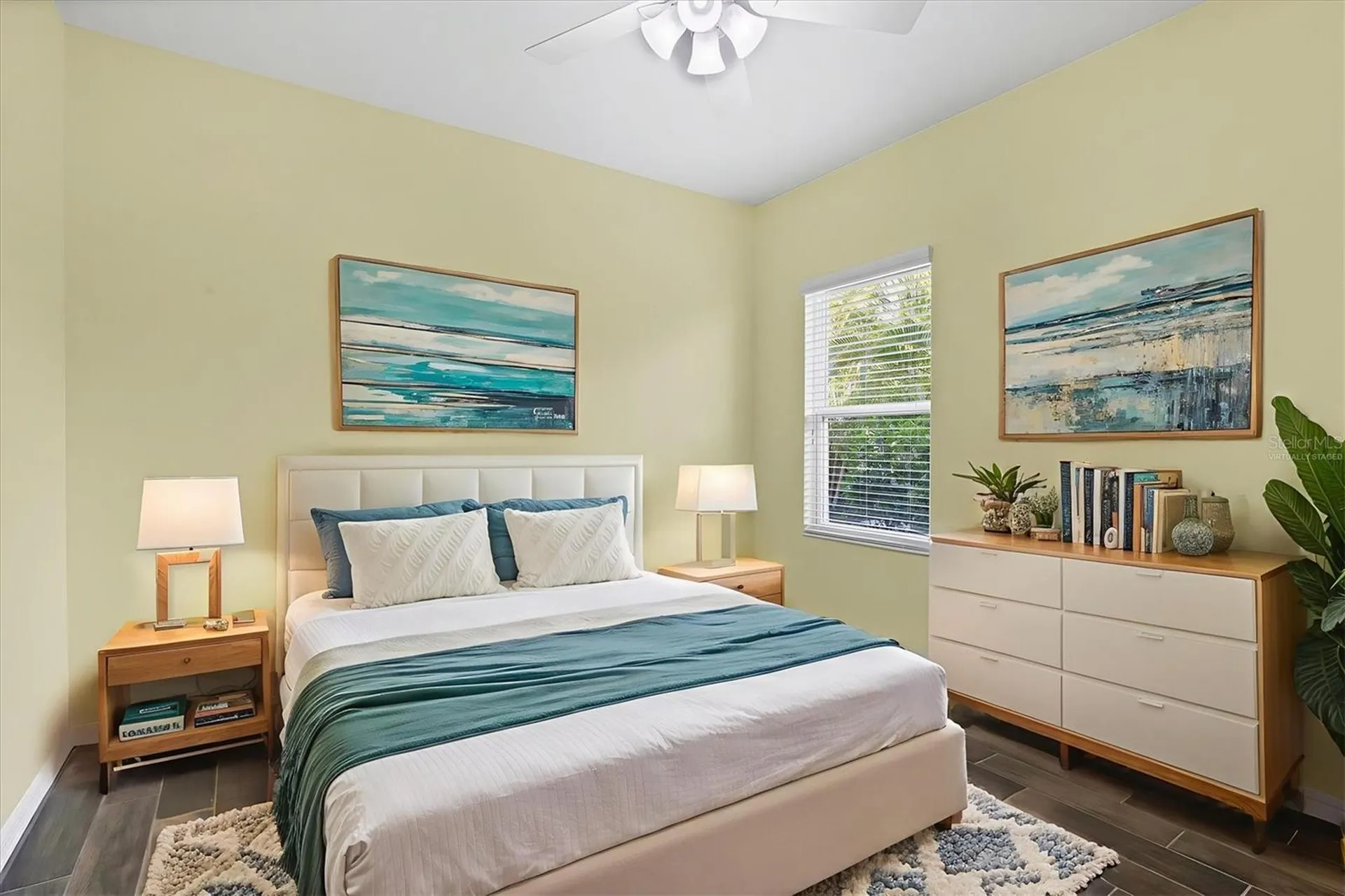 7040 White Willow Court Sarasota FL 34243