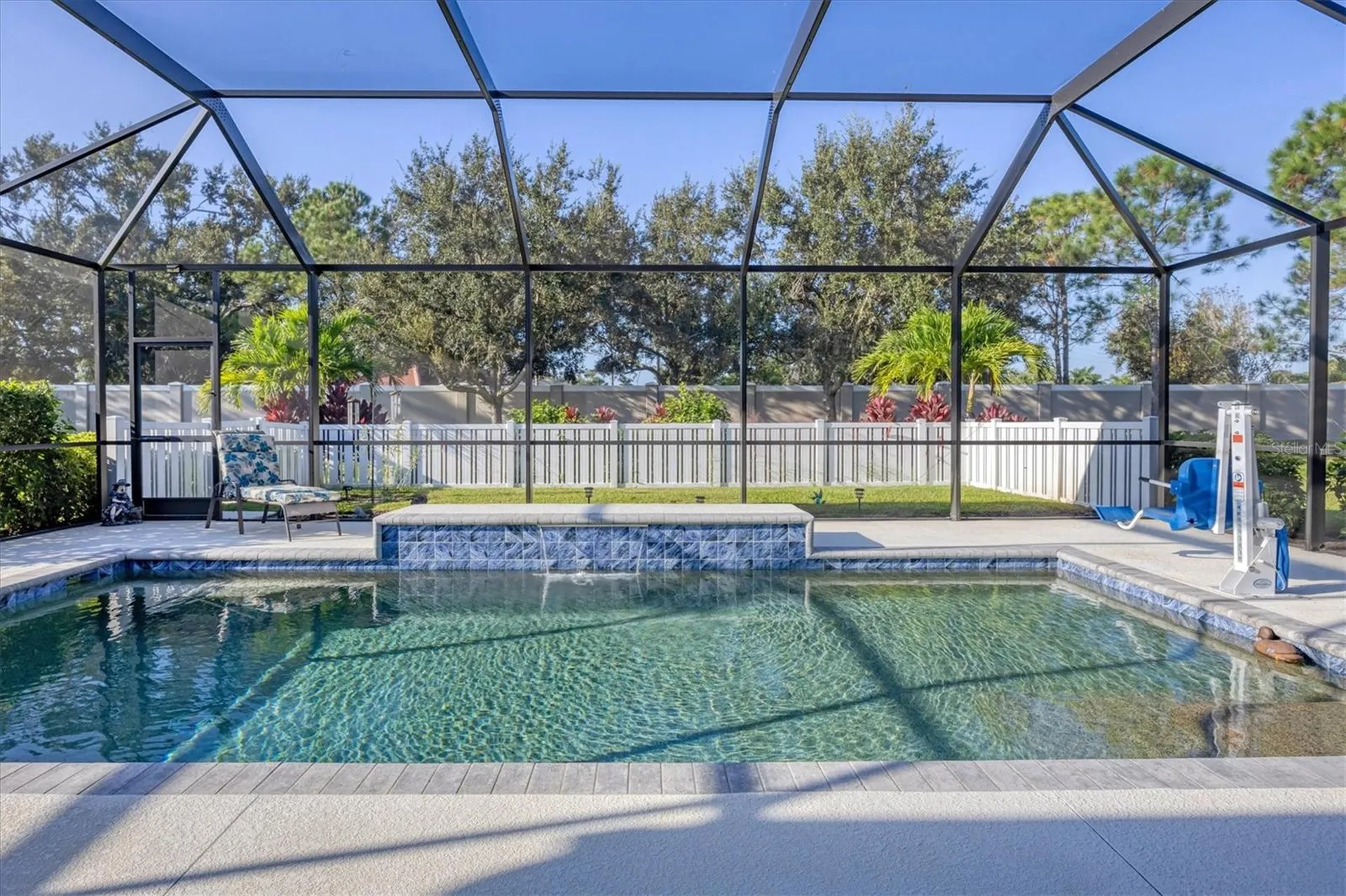 7040 White Willow Court Sarasota FL 34243