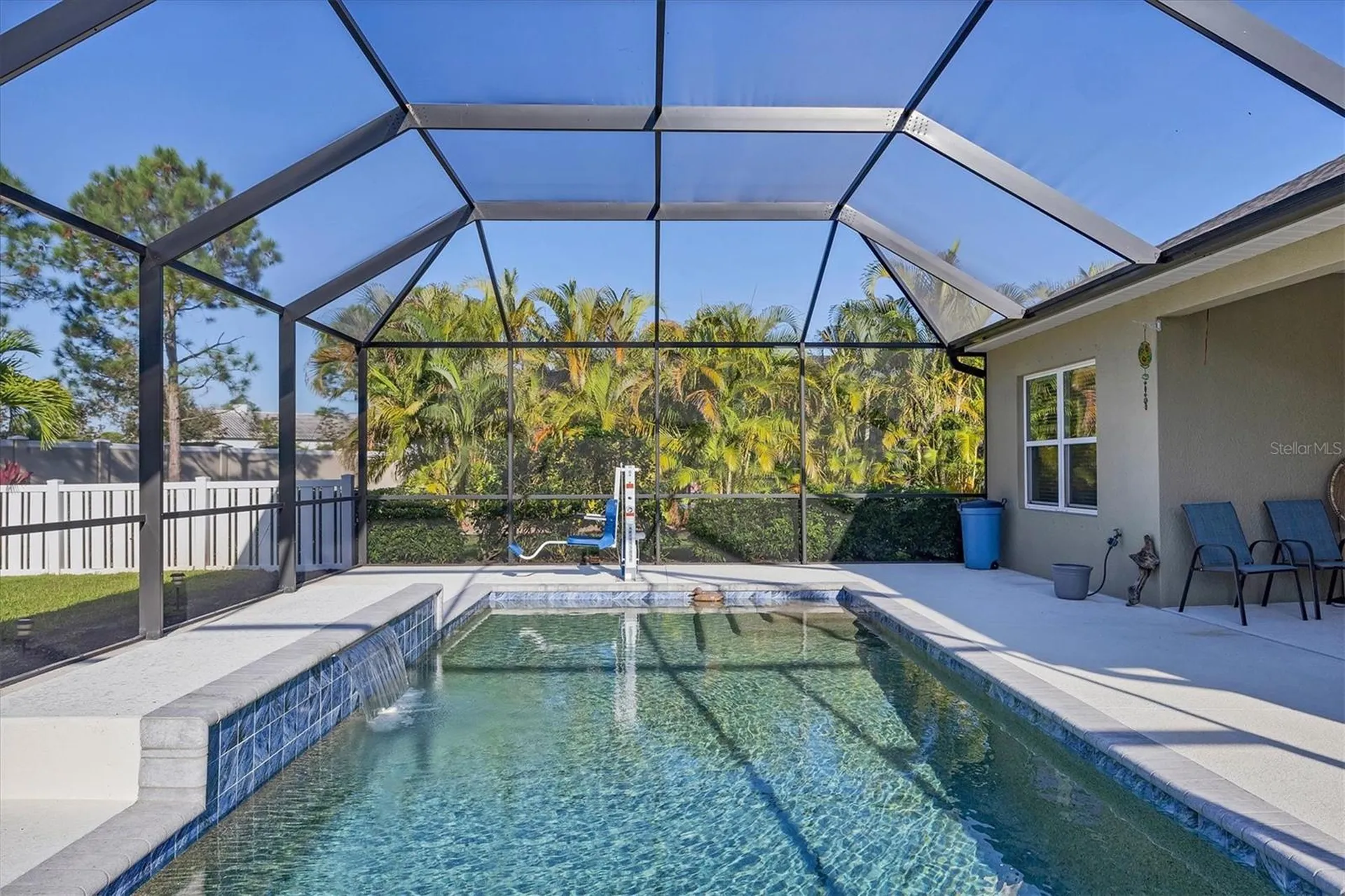 7040 White Willow Court Sarasota FL 34243
