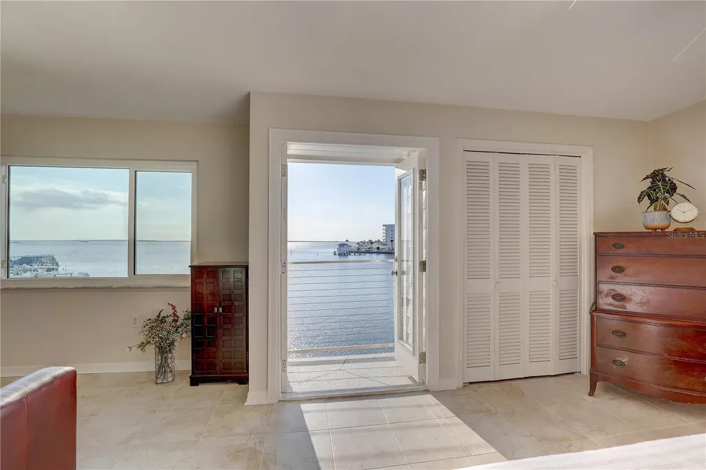 433 S Paula Drive Dunedin FL 34698