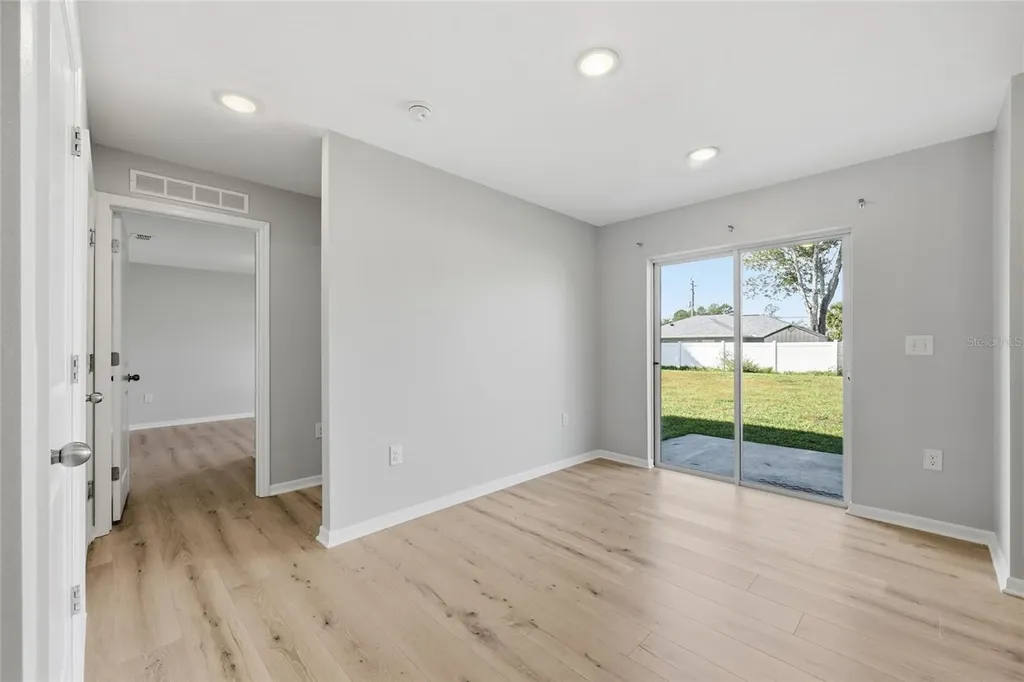 4 Round Tree Drive Palm Coast FL 32164