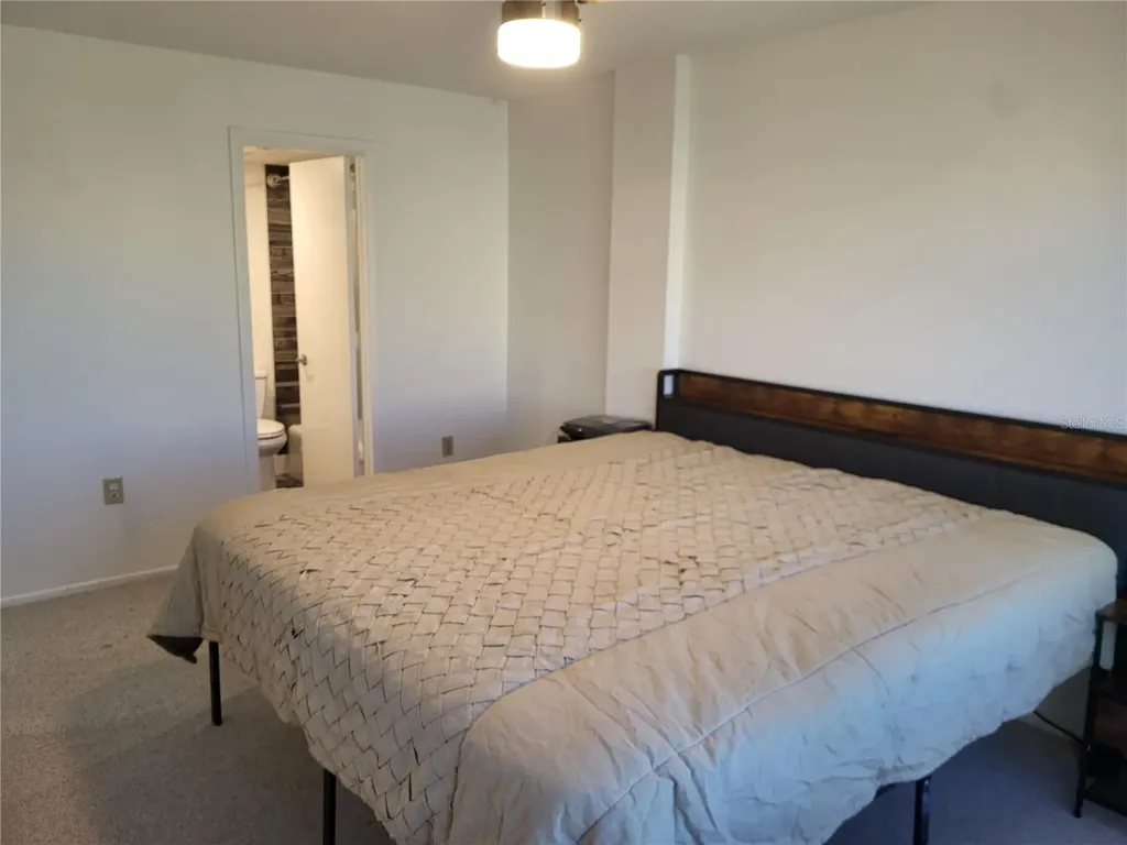 4650 Cove Circle St Petersburg FL 33708