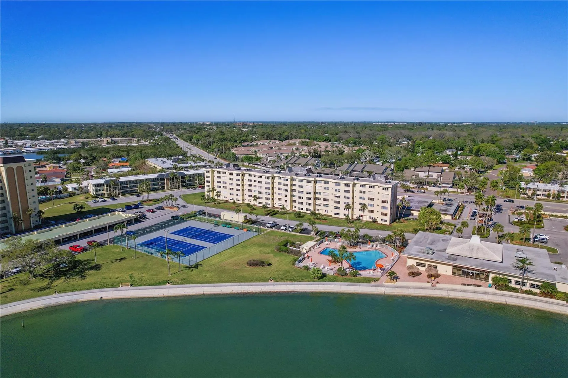 4650 Cove Circle St Petersburg FL 33708