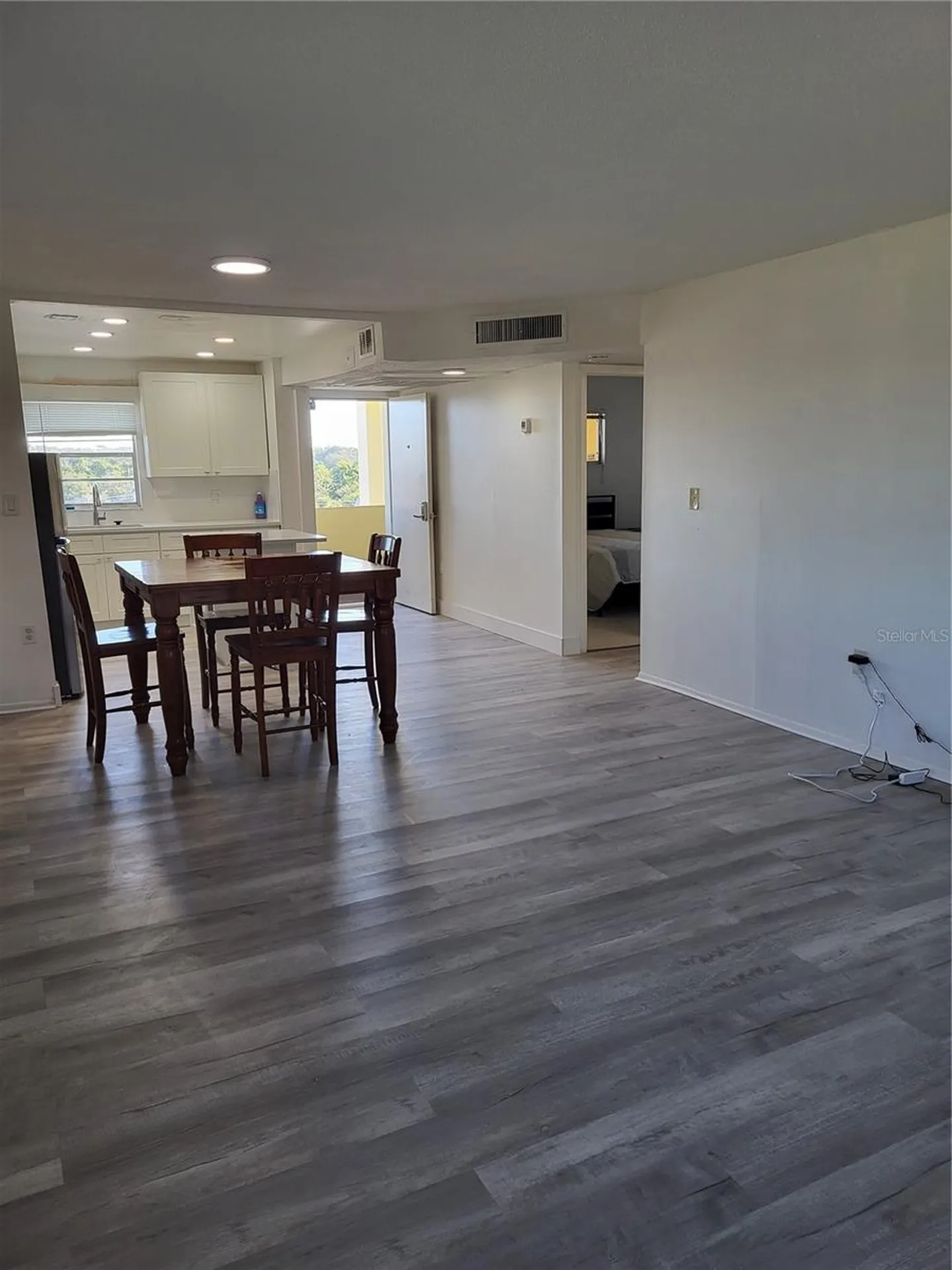 4650 Cove Circle St Petersburg FL 33708
