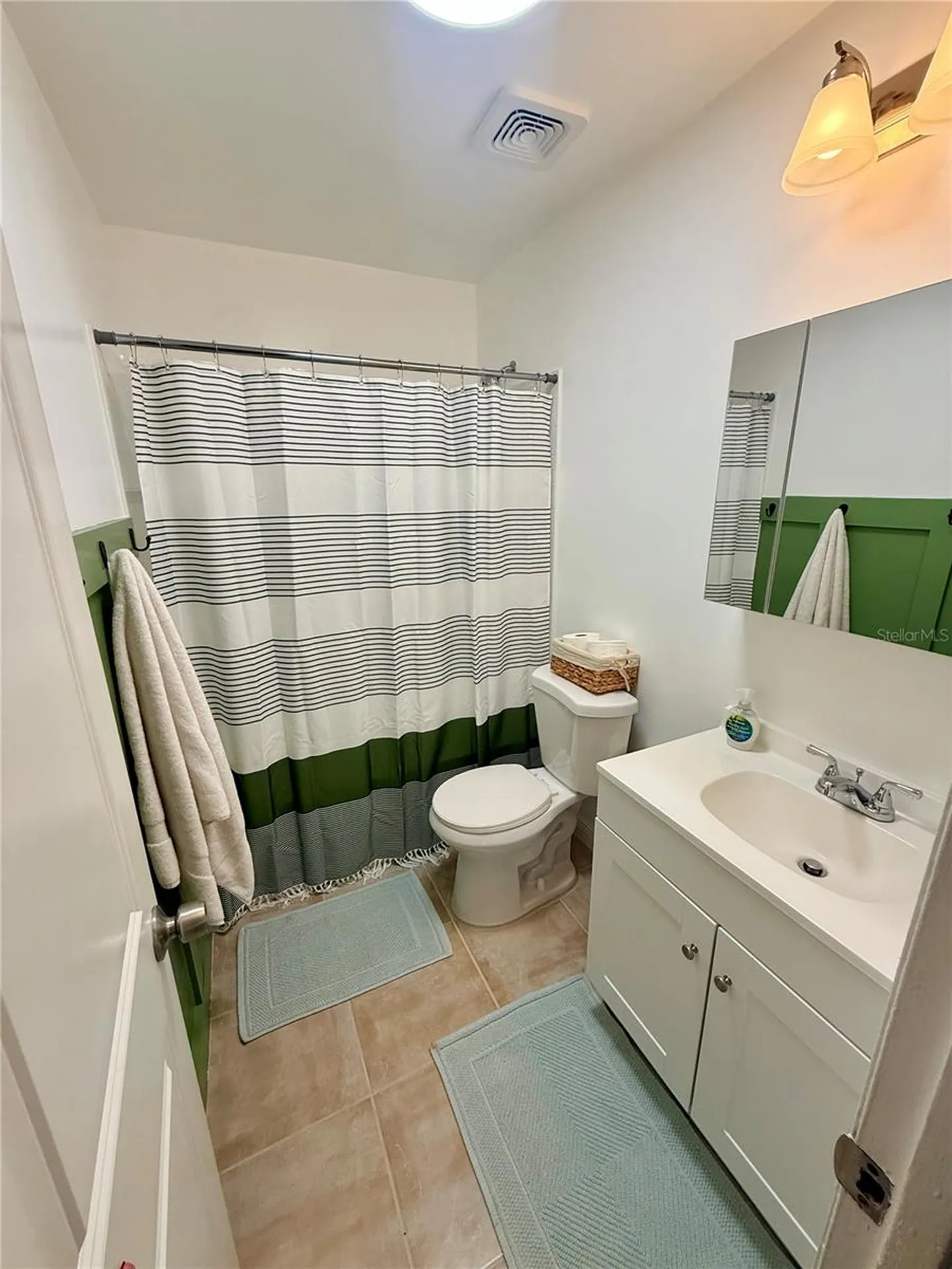 9402 N Semmes Street Tampa FL 33612