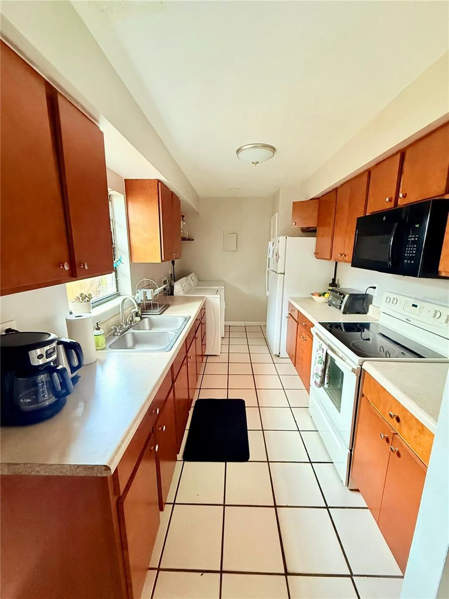 9402 N Semmes Street Tampa FL 33612
