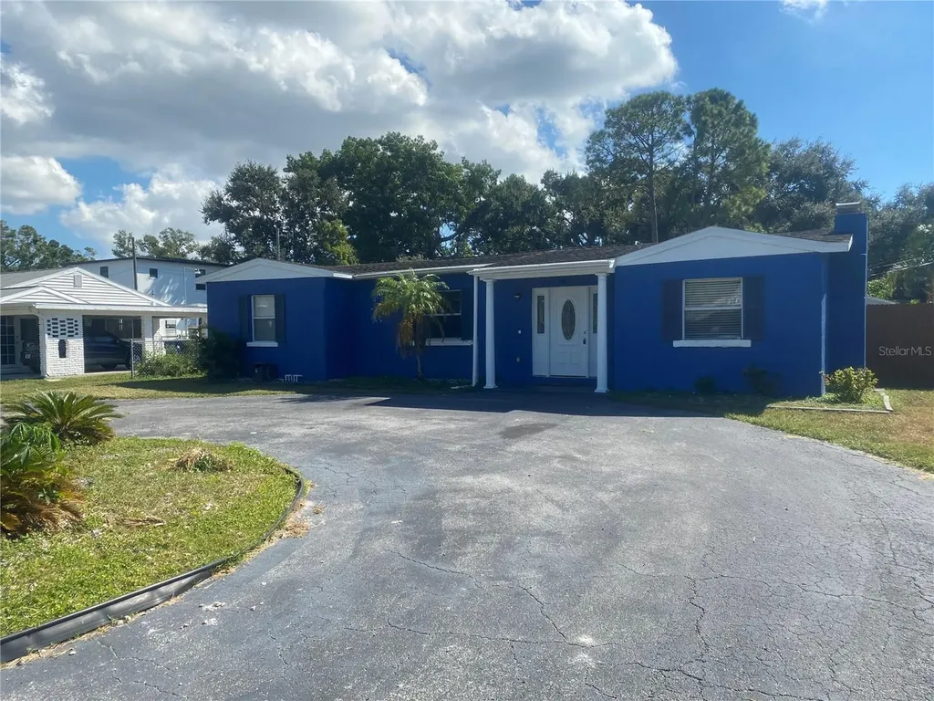 5916 16th Avenue N St Petersburg FL 33710