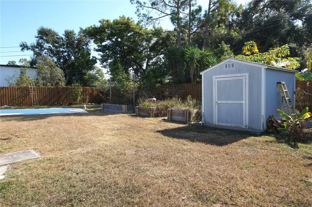 5916 16th Avenue N St Petersburg FL 33710