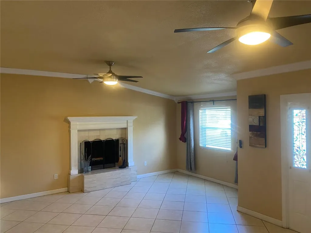 5916 16th Avenue N St Petersburg FL 33710