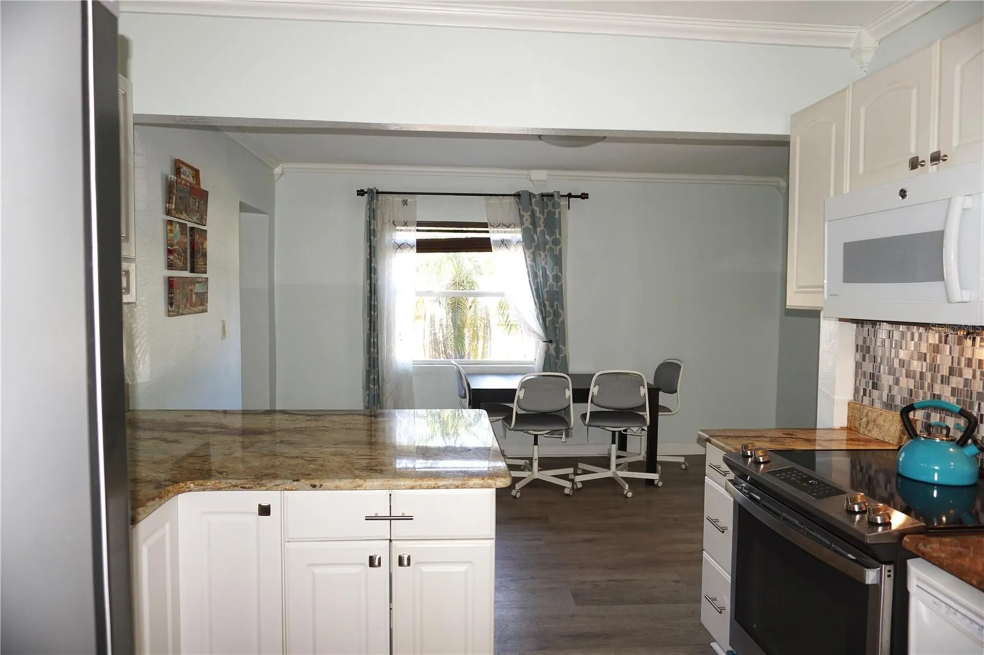 5916 16th Avenue N St Petersburg FL 33710