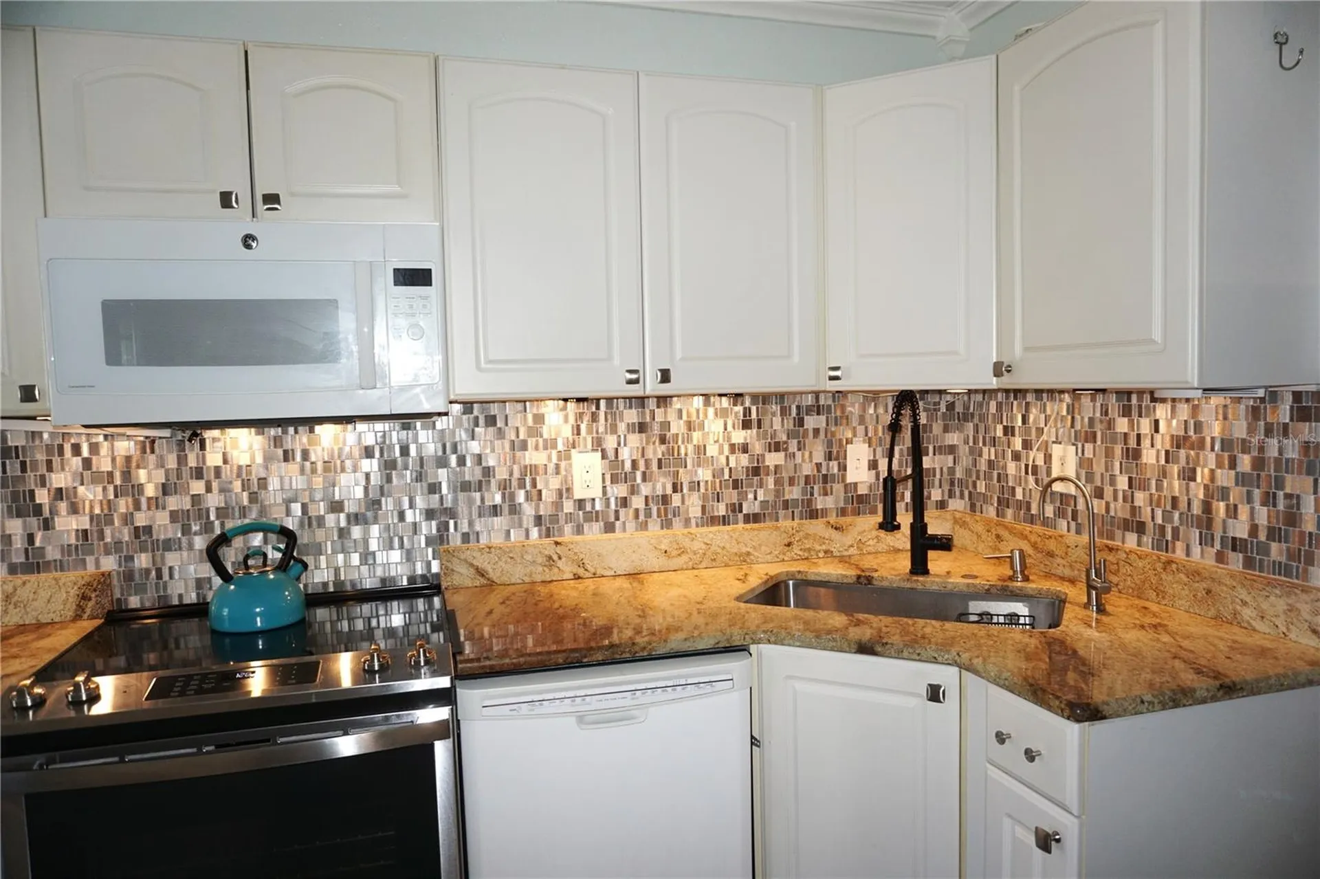 5916 16th Avenue N St Petersburg FL 33710