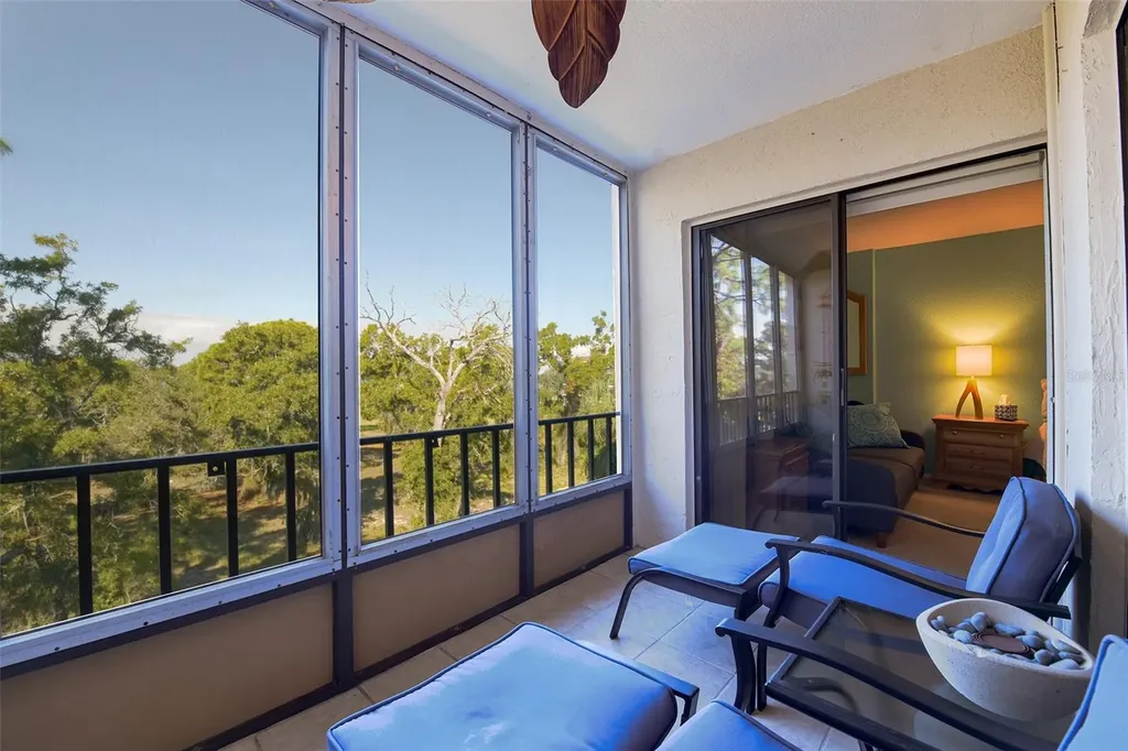 305 Tarpon Point Tarpon Springs FL 34689