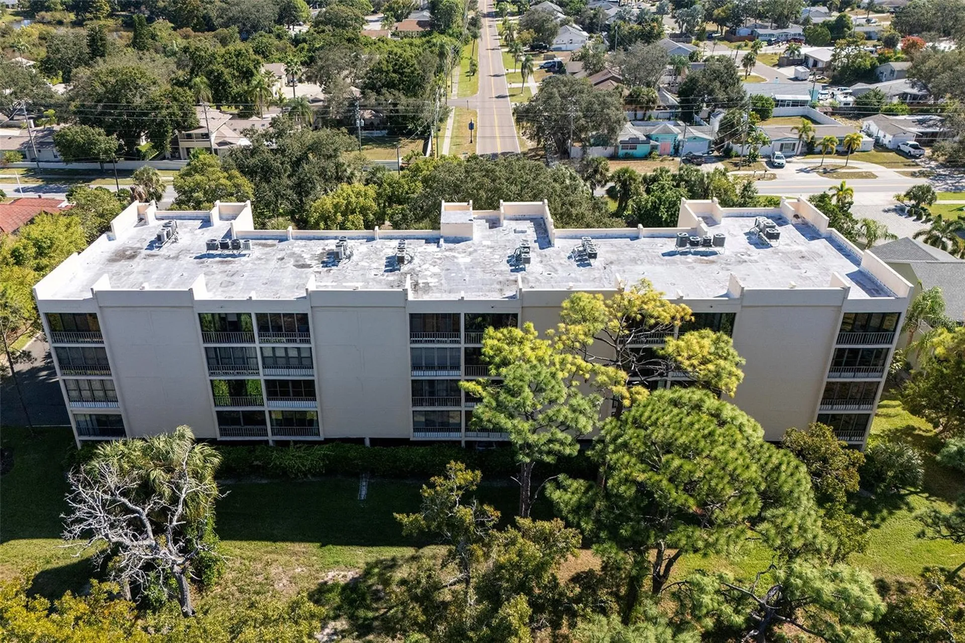 305 Tarpon Point Tarpon Springs FL 34689