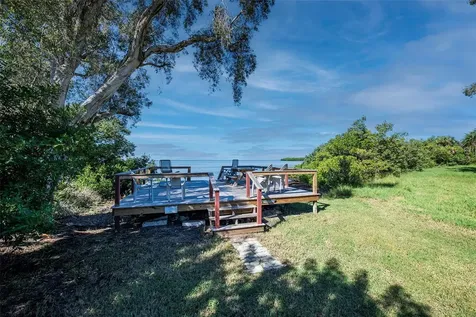 305 Tarpon Point Tarpon Springs FL 34689