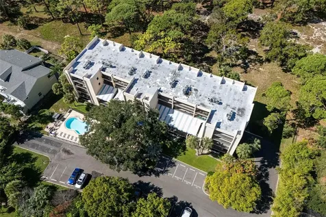 305 Tarpon Point Tarpon Springs FL 34689