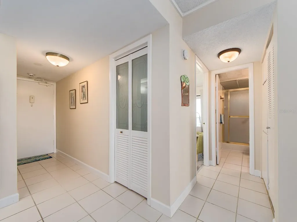 51 Island Way Clearwater Beach FL 33767