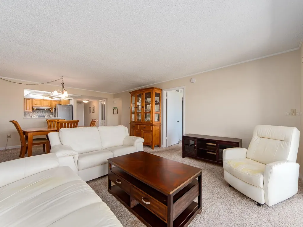 51 Island Way Clearwater Beach FL 33767