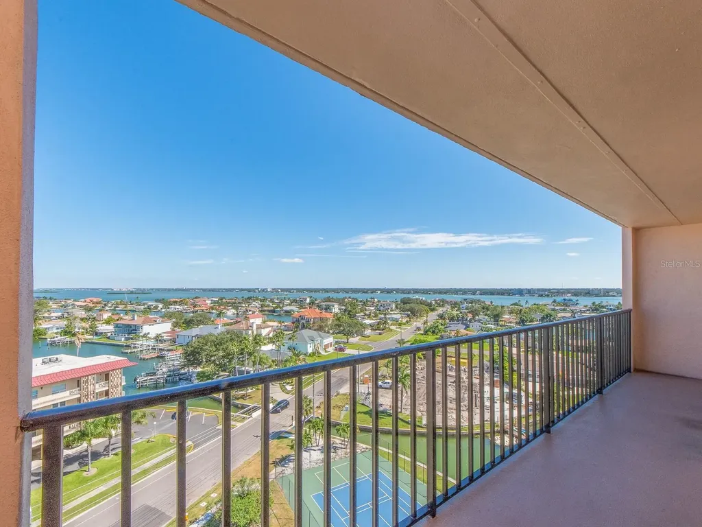 51 Island Way Clearwater Beach FL 33767