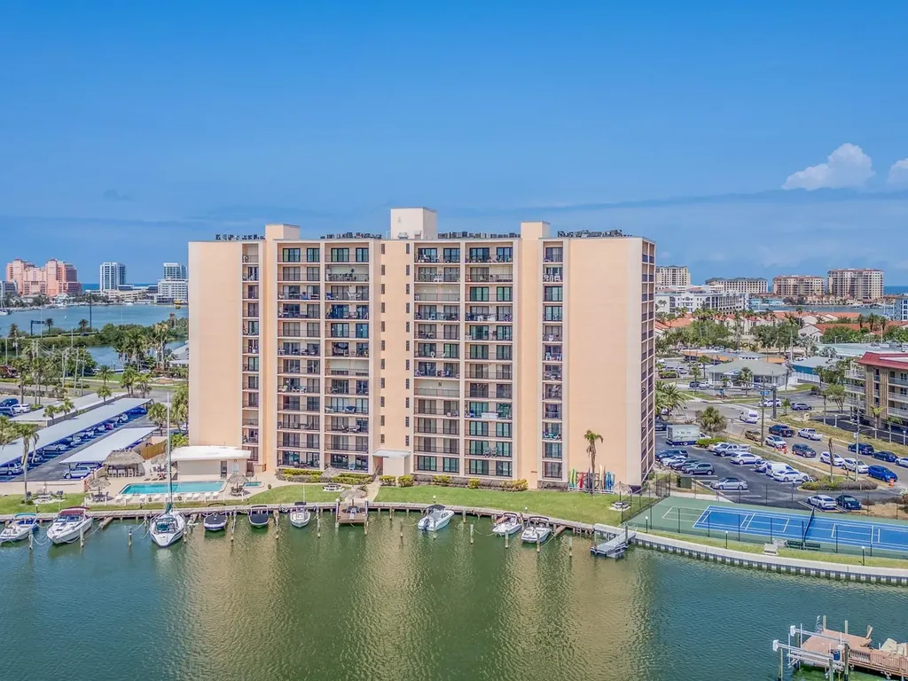 51 Island Way Clearwater Beach FL 33767
