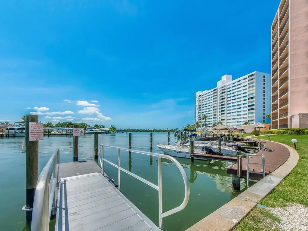 51 Island Way Clearwater Beach FL 33767
