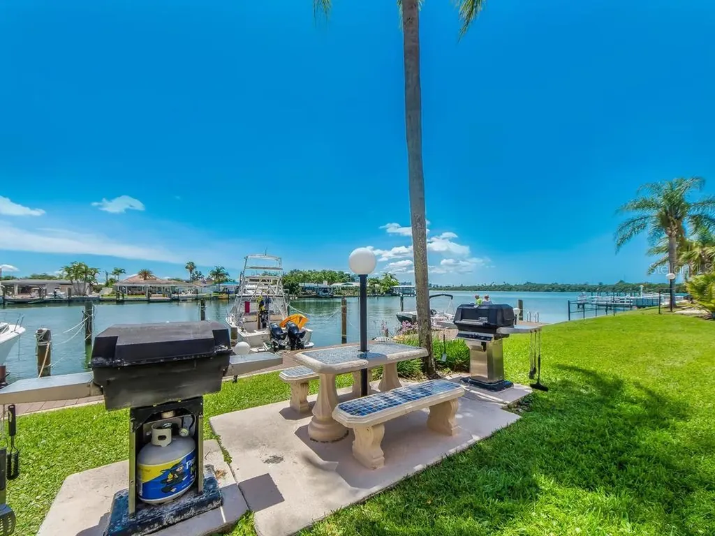 51 Island Way Clearwater Beach FL 33767